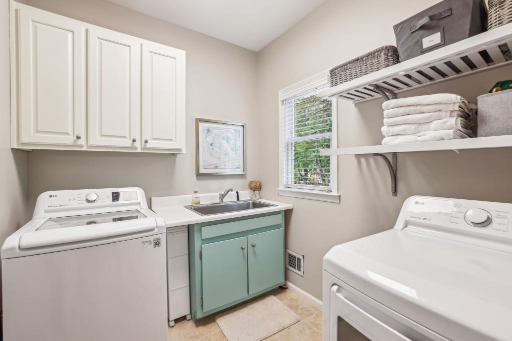 700 Winterwind Way, Roswell, Georgia image 22