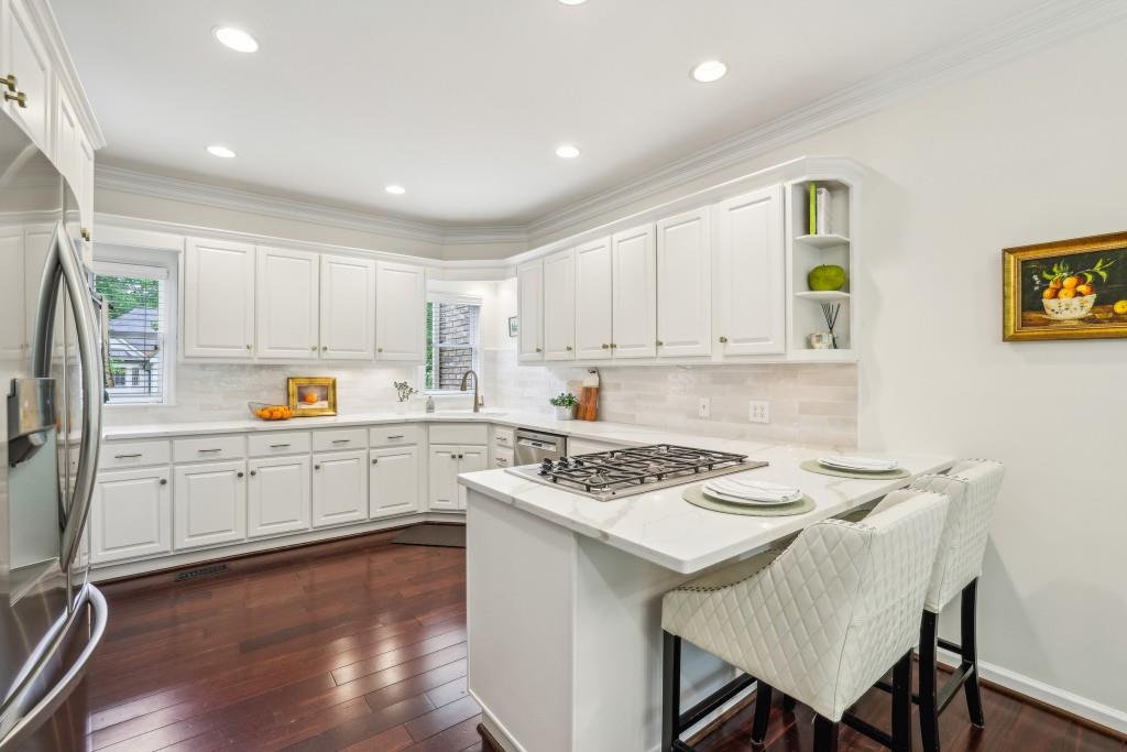 700 Winterwind Way, Roswell, Georgia image 3