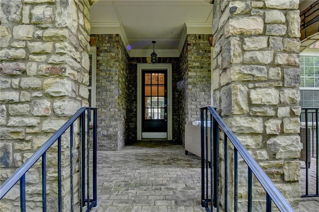 Oaks on Charlotte - Residential