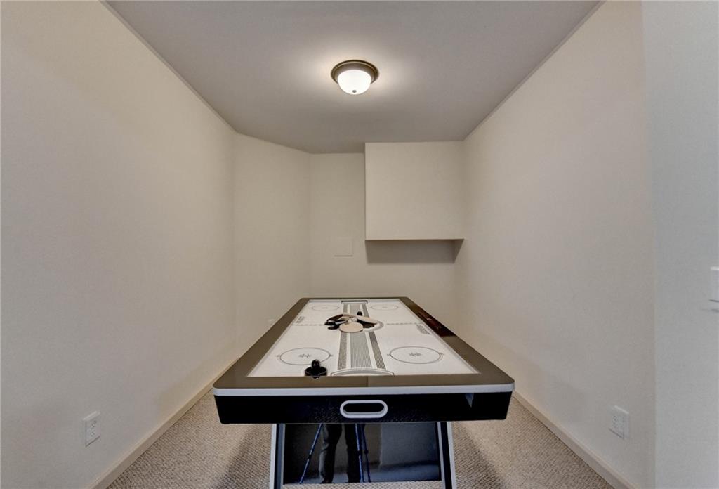 Oaks on Charlotte - Residential