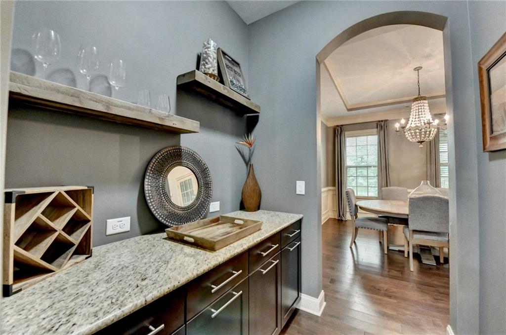 Oaks on Charlotte - Residential