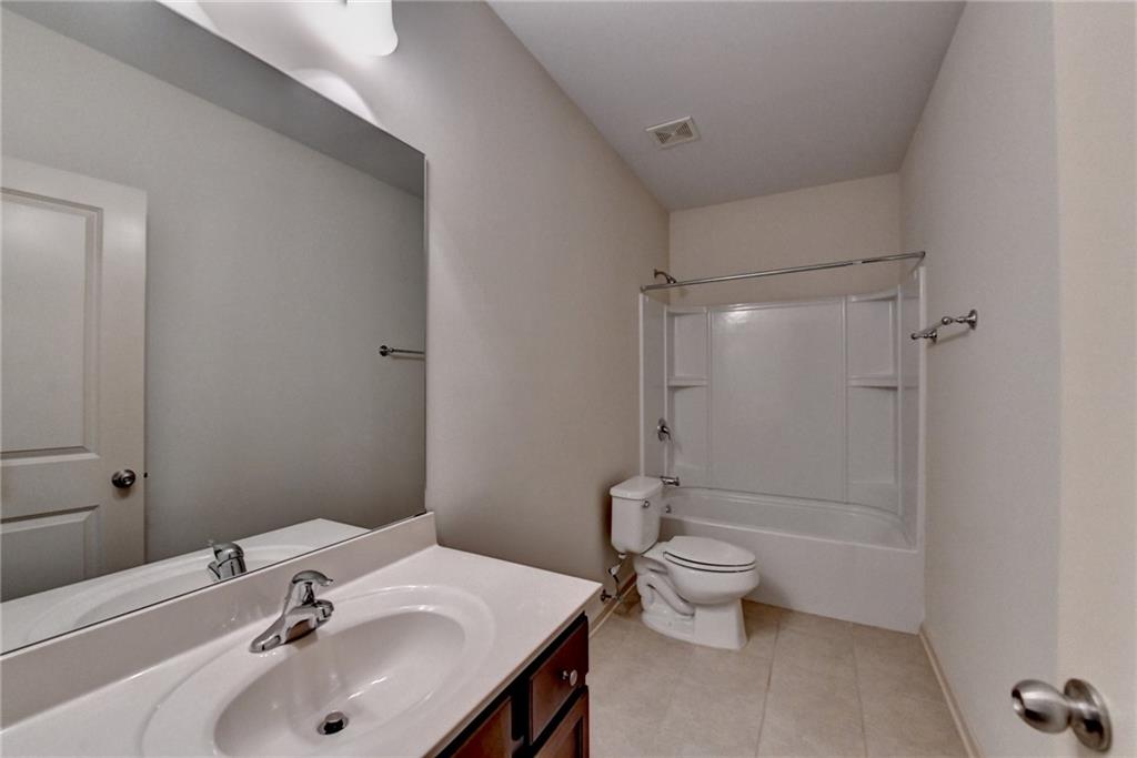 Oaks on Charlotte - Residential