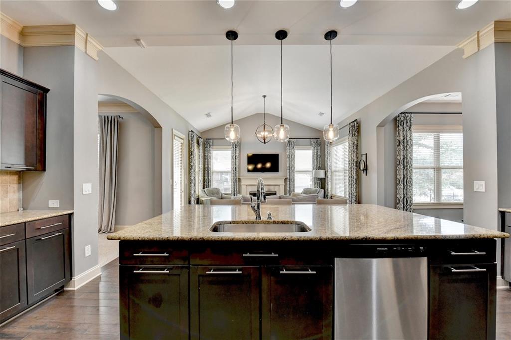 Oaks on Charlotte - Residential