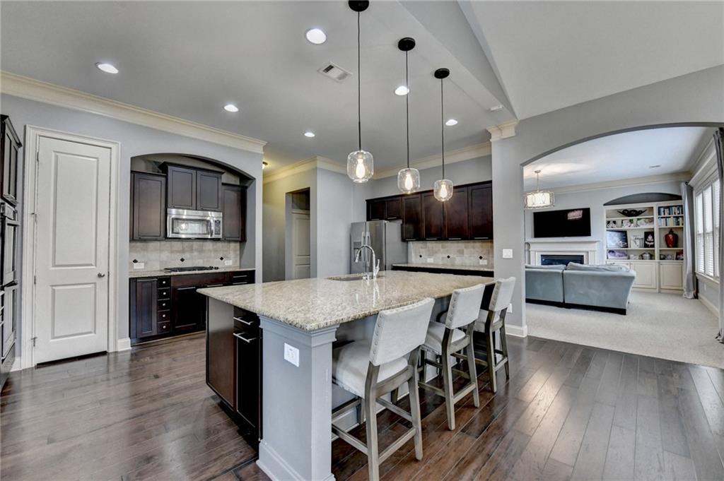 Oaks on Charlotte - Residential