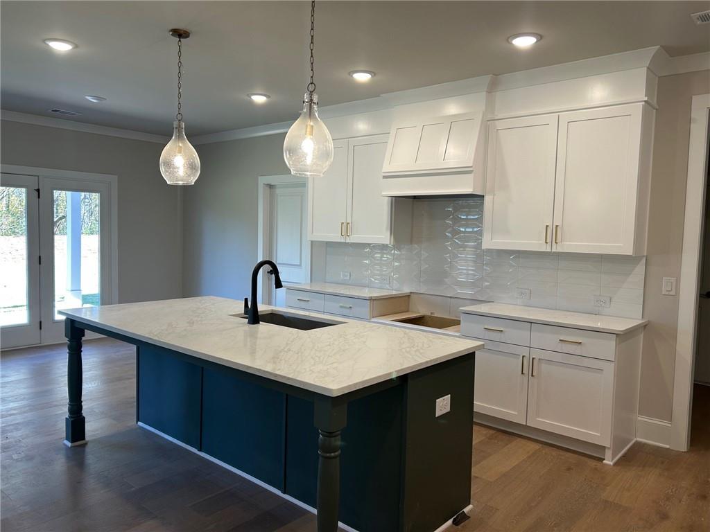 4095 Sierra Vista Circle