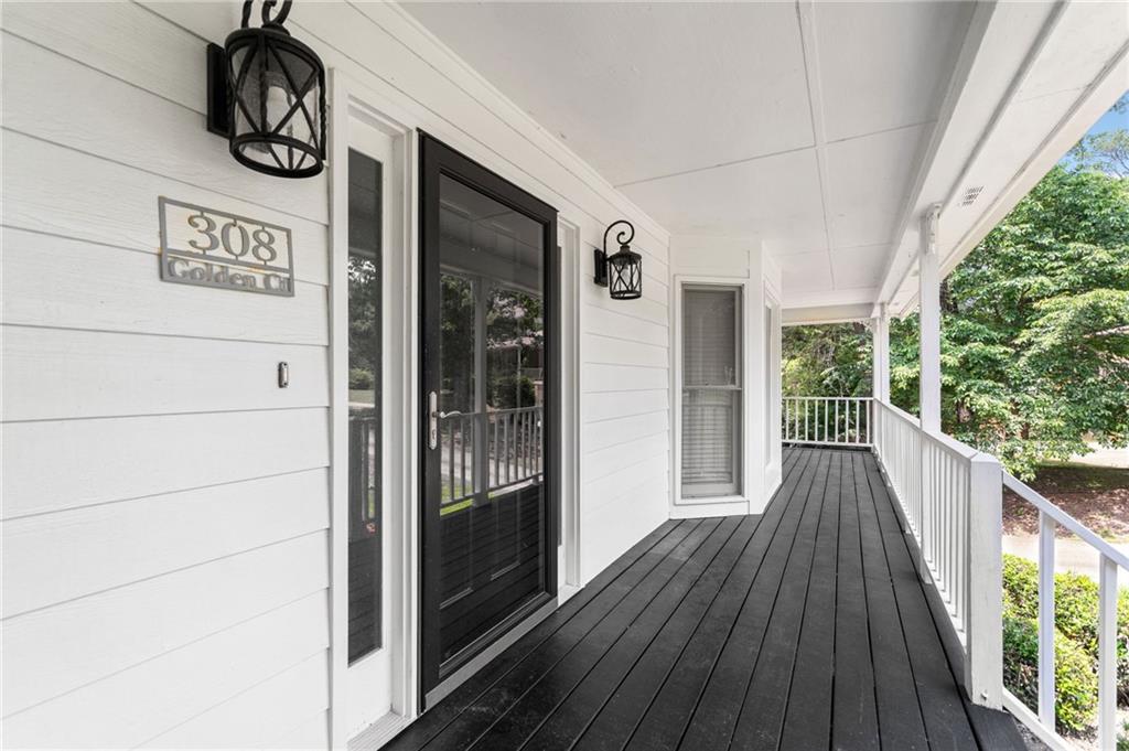 308 Golden Court