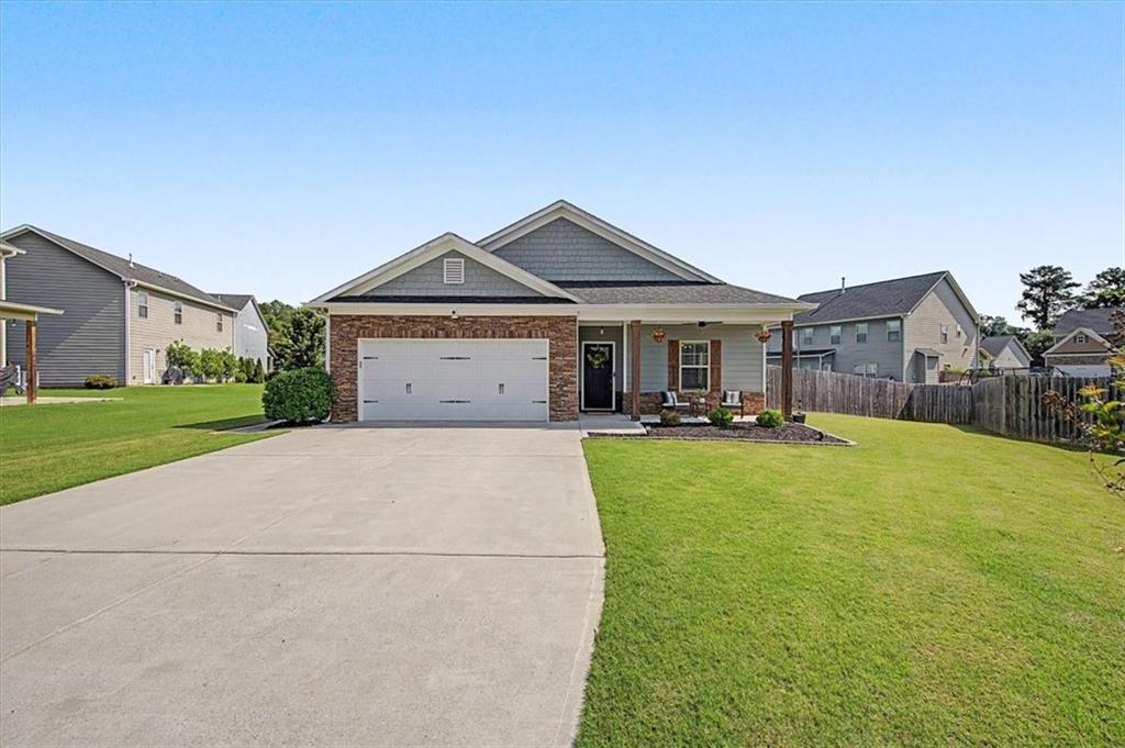 13 Woodland Cove NW