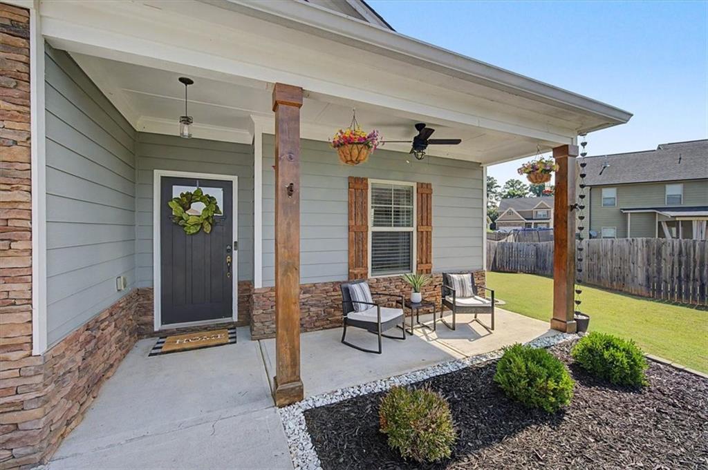 13 Woodland Cove NW