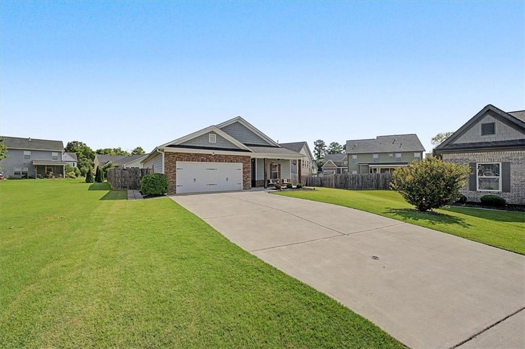 13 Woodland Cove NW