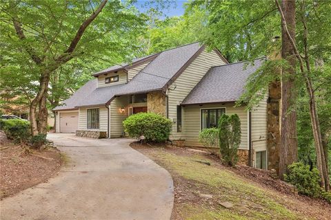 6100 Blackwater Trail Atlanta GA 30328