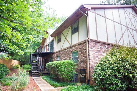 Photo of 1229 Church Street #H, Decatur, GA 30030 (MLS # 7631311)