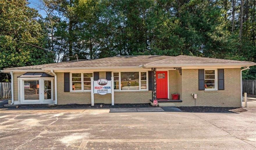 Beautiful, fully renovated, High End Office/Mixed Use building. Simply FABULOUS location, right on Main Street in Downtown Alpharetta.  Perfect for accountant, lawyer, insurance, consultant, medical professional. Tons of natural light, private, quiet and cozy atmosphere. Plenty of Parking, Private Offices, Conference Room, Work Stations, Full Kitchen, 2 bathrooms.  Exterior Signage and tremendous visibility.  Minimum 1 year lease, will consider co-working space with owner.