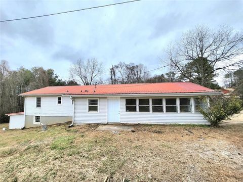 Single Family Residence in Gainesville GA 2042 WILLOW Road.jpg
