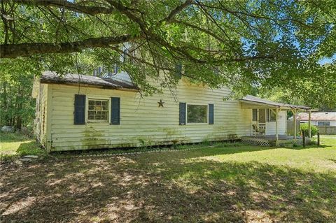 A home in Calhoun