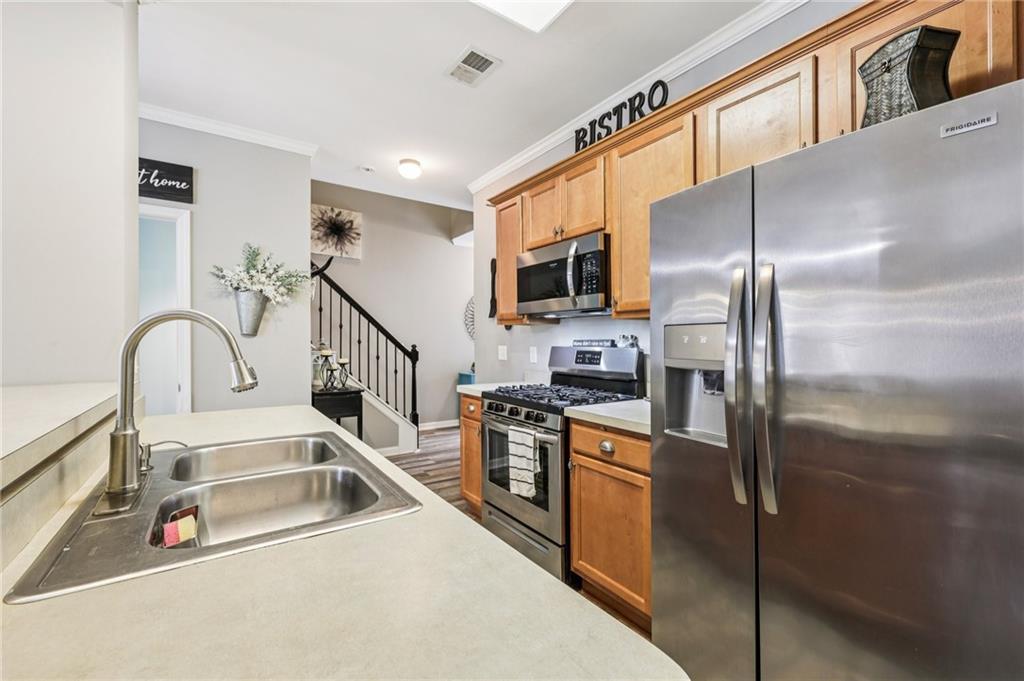 Sunset Pointe - Residential