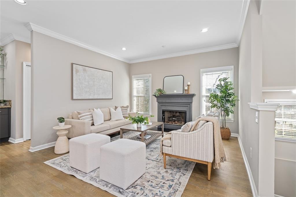 735 Ponce De Leon Place NE