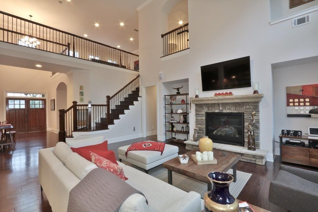5865 PASTURE Court