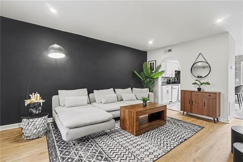 3083 Colonial Way E Atlanta GA 30341