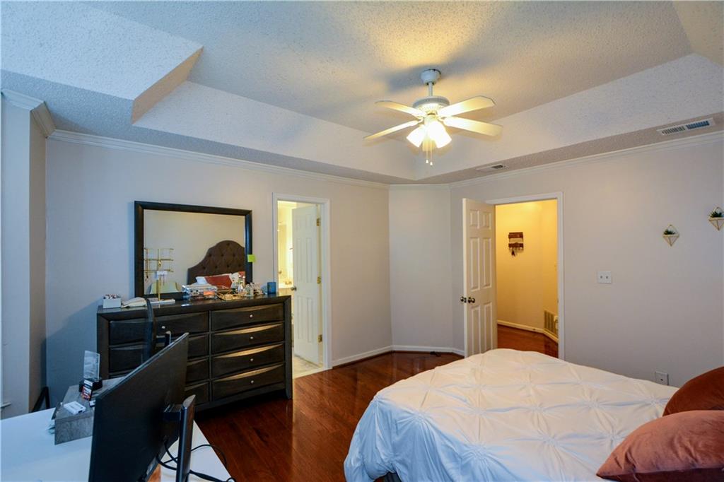 MCGILL PARK - Residential