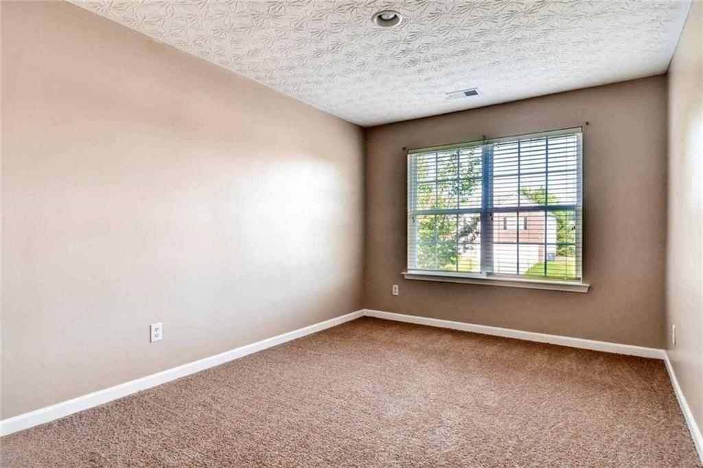 5493 Wexford Pass