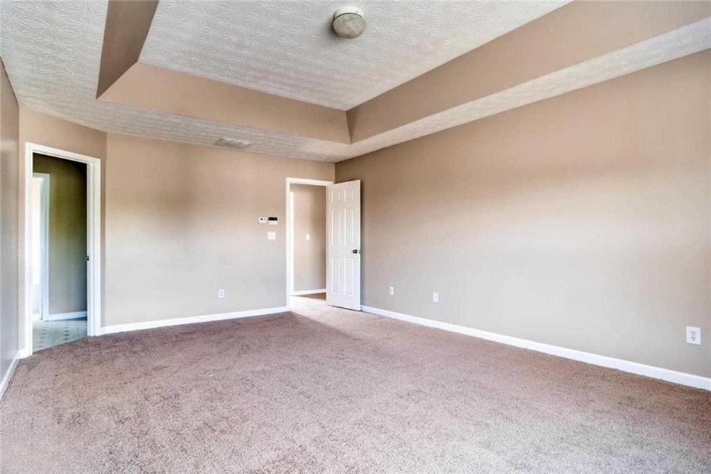 5493 Wexford Pass