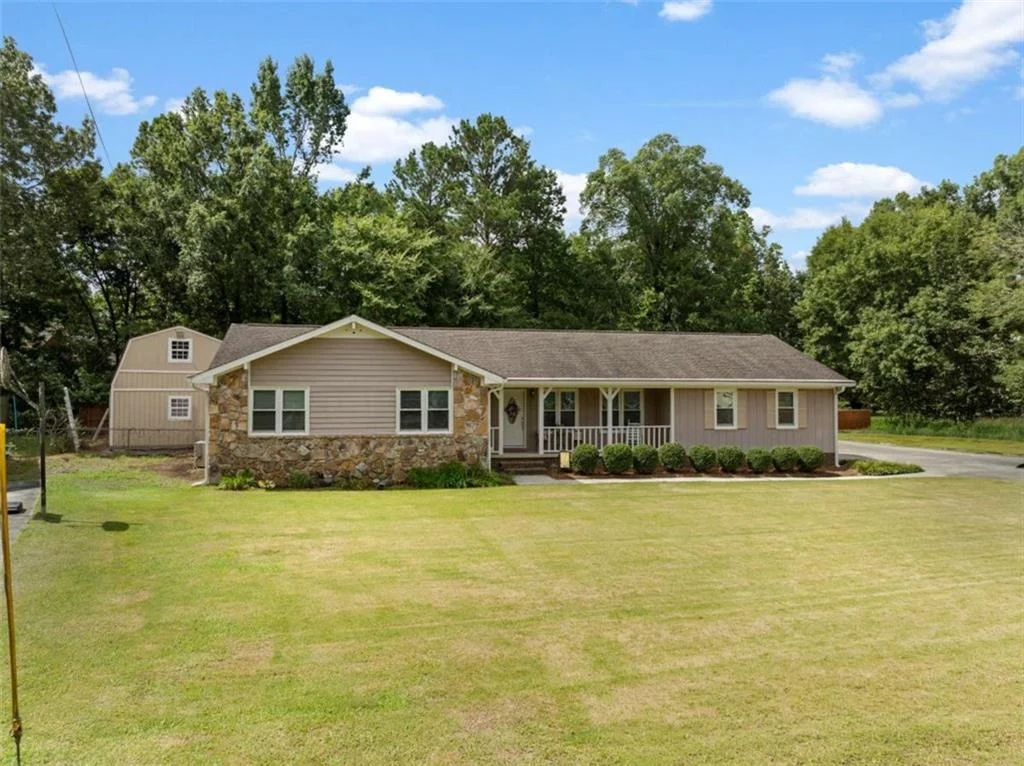 113 Woodvalley Drive SW