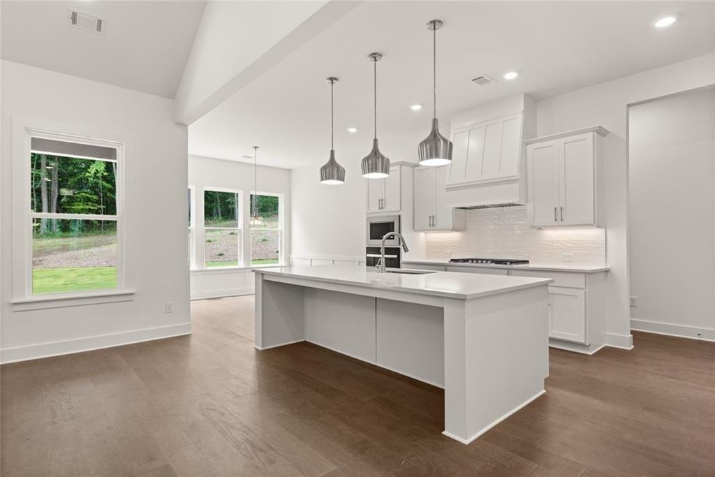 8480 Creekside Overlook Drive
