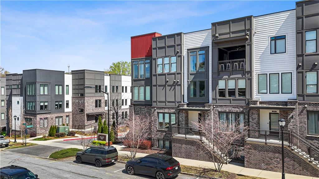 371 Pratt Drive SE 201