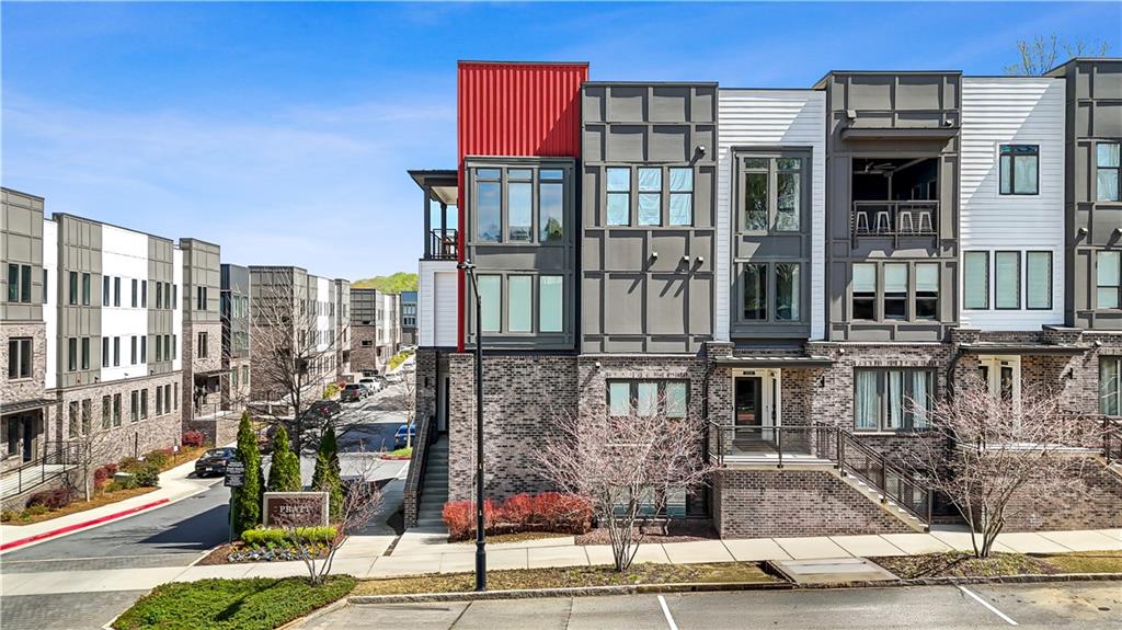 371 Pratt Drive SE 201