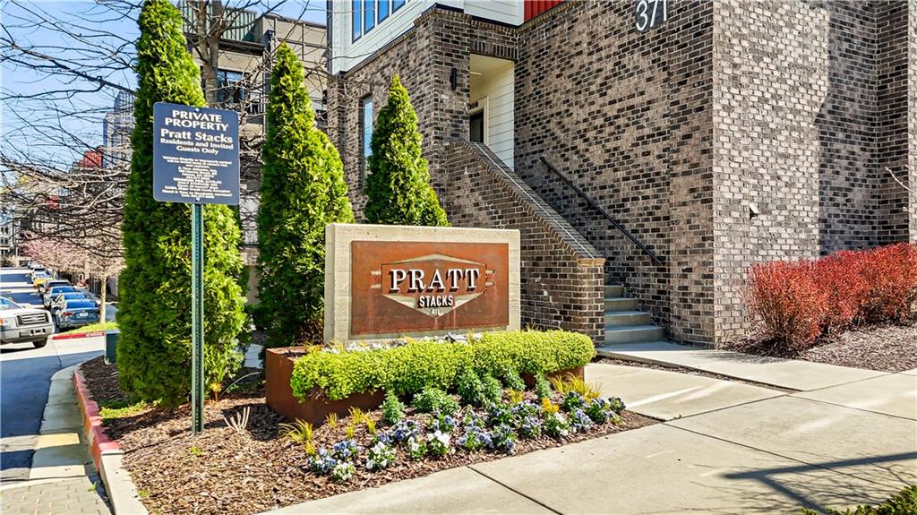 371 Pratt Drive SE 201