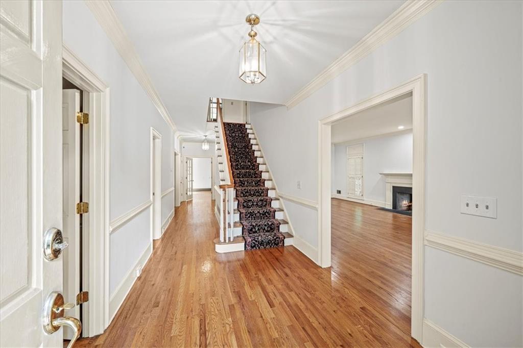 1781 Point Pleasant SE