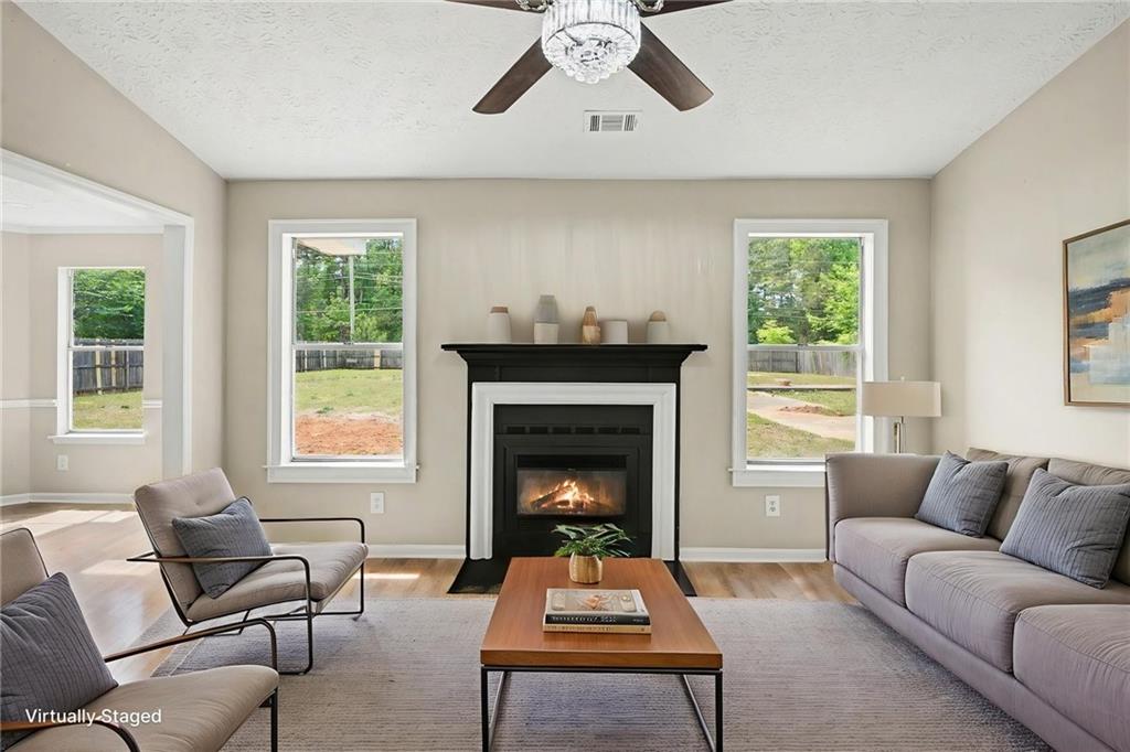 2620 Rolling Hills Way SE