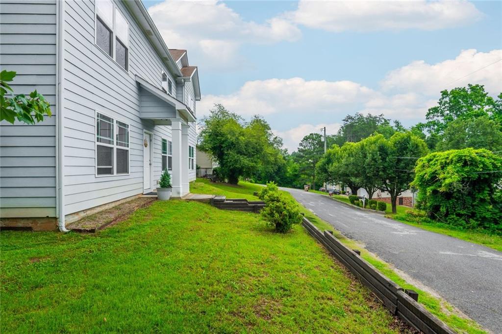 2195 Pinetree Drive