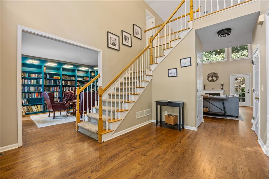 2420 Bexford View