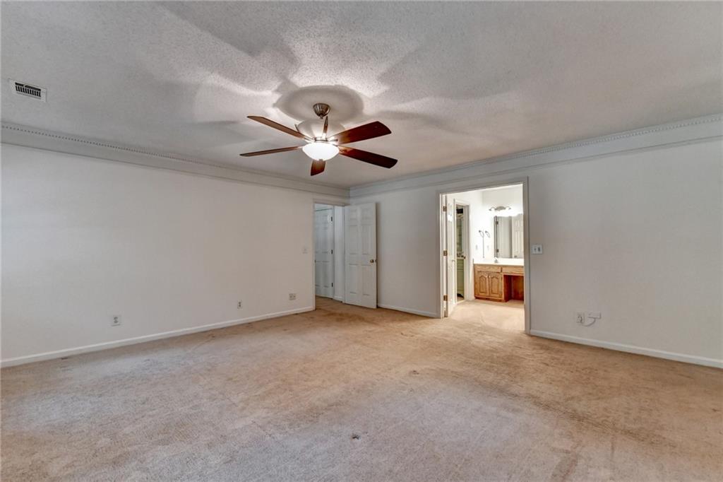 Twin Lakes - Residential