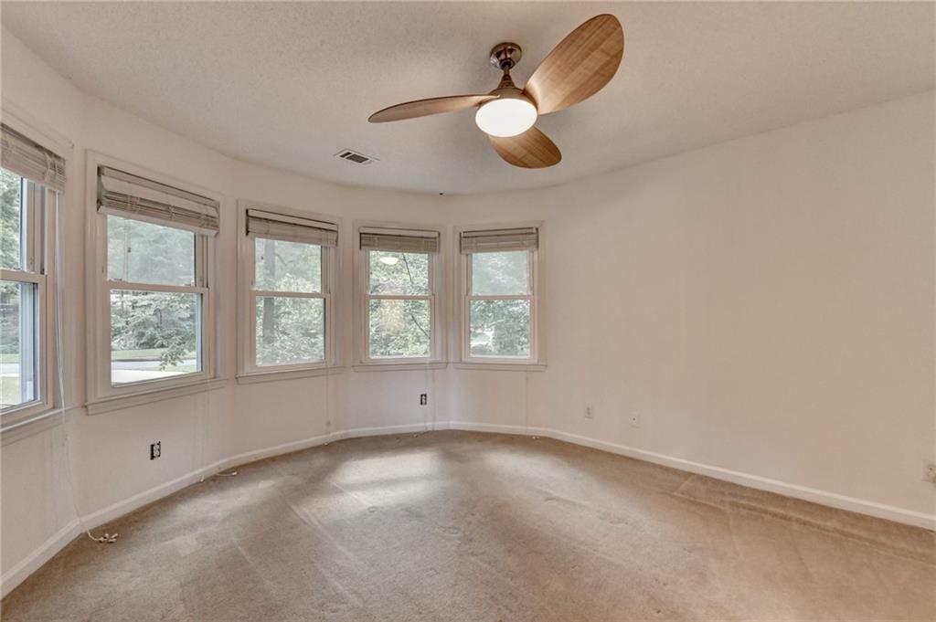 Twin Lakes - Residential