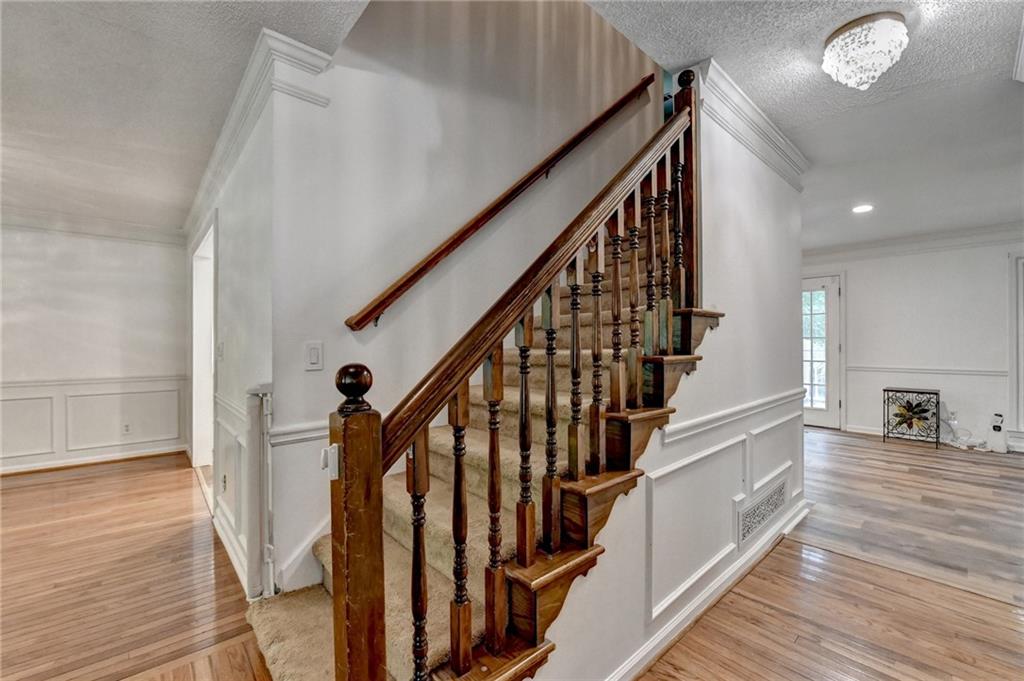 Twin Lakes - Residential