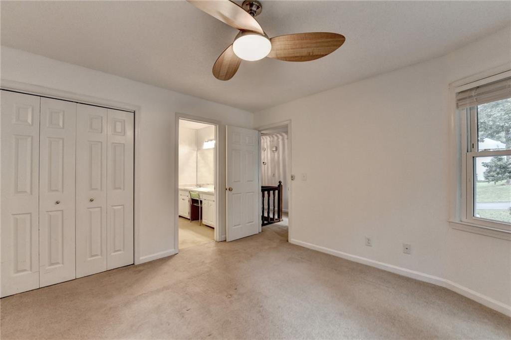 Twin Lakes - Residential