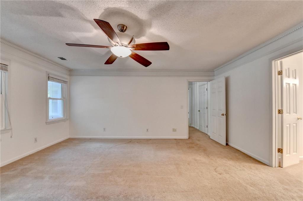 Twin Lakes - Residential