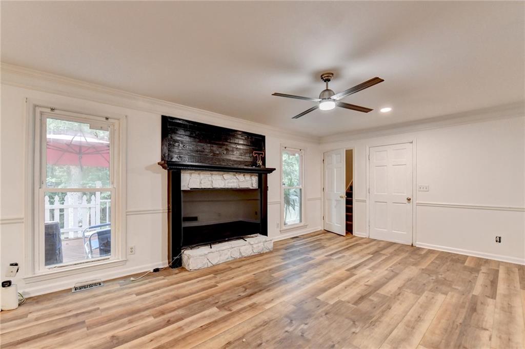 Twin Lakes - Residential