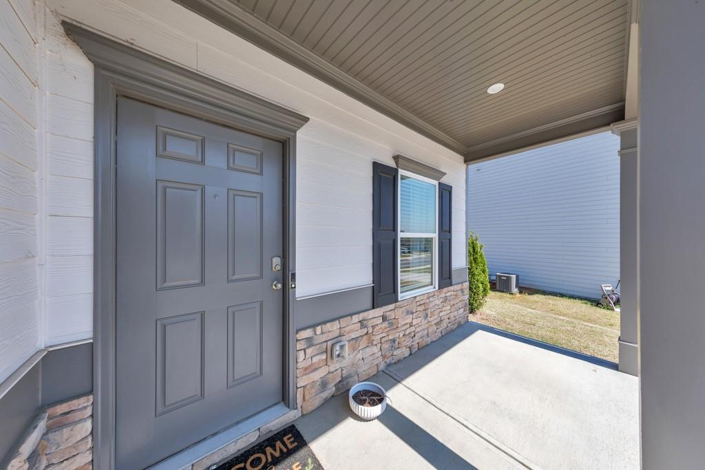 238 Chase Drew Drive SW