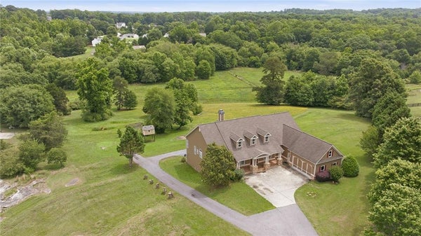 1173 DEE KENNEDY RD, AUBURN, GA 30011 - Image b7a76bc66e2adde1982e48dd3509419f/2964338801