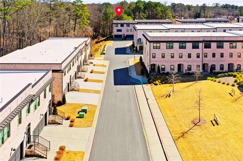 Townhouse For Sale - 3302 Monarch Avenue<br/> Duluth, GA 30096