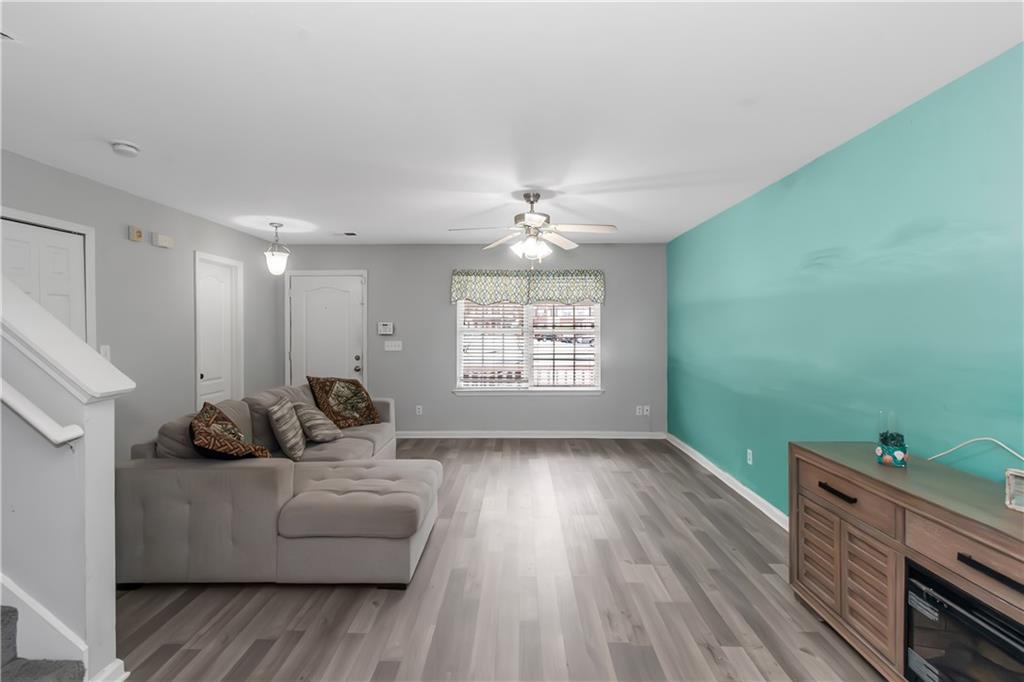 2025 Shawn Wayne Circle SE
