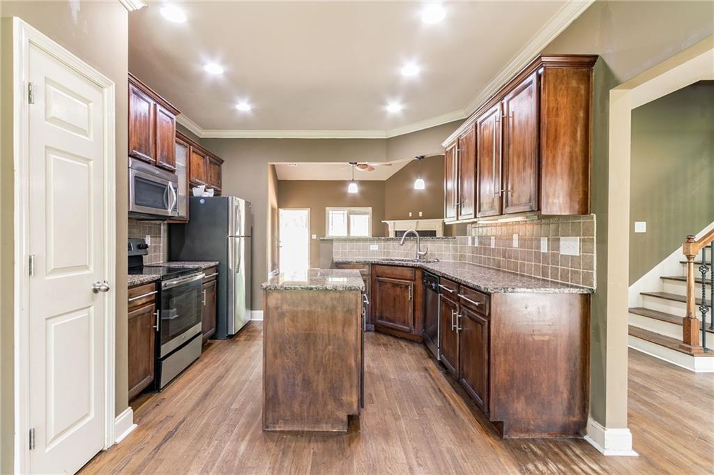 100 Hickory Drive, Stockbridge, Georgia image 4