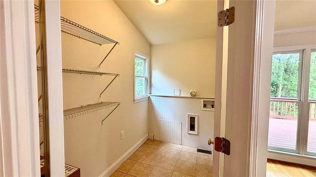 Chestnut Creek - Residential Lease