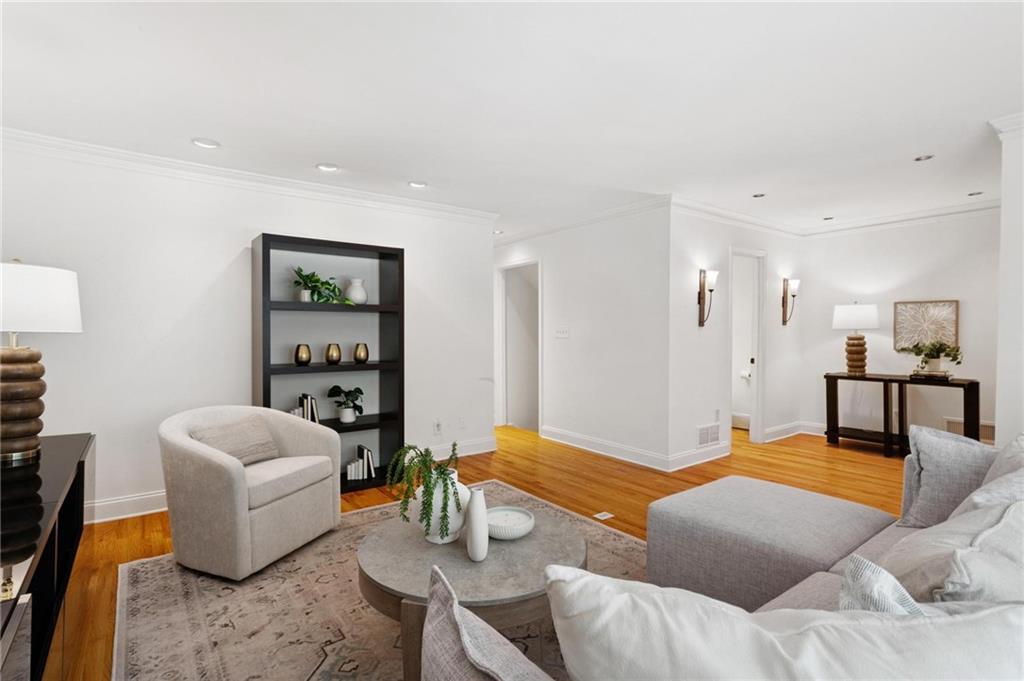 11 Ardmore Square NW