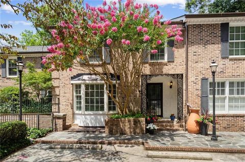11 Ardmore Square NW Atlanta GA 30309
