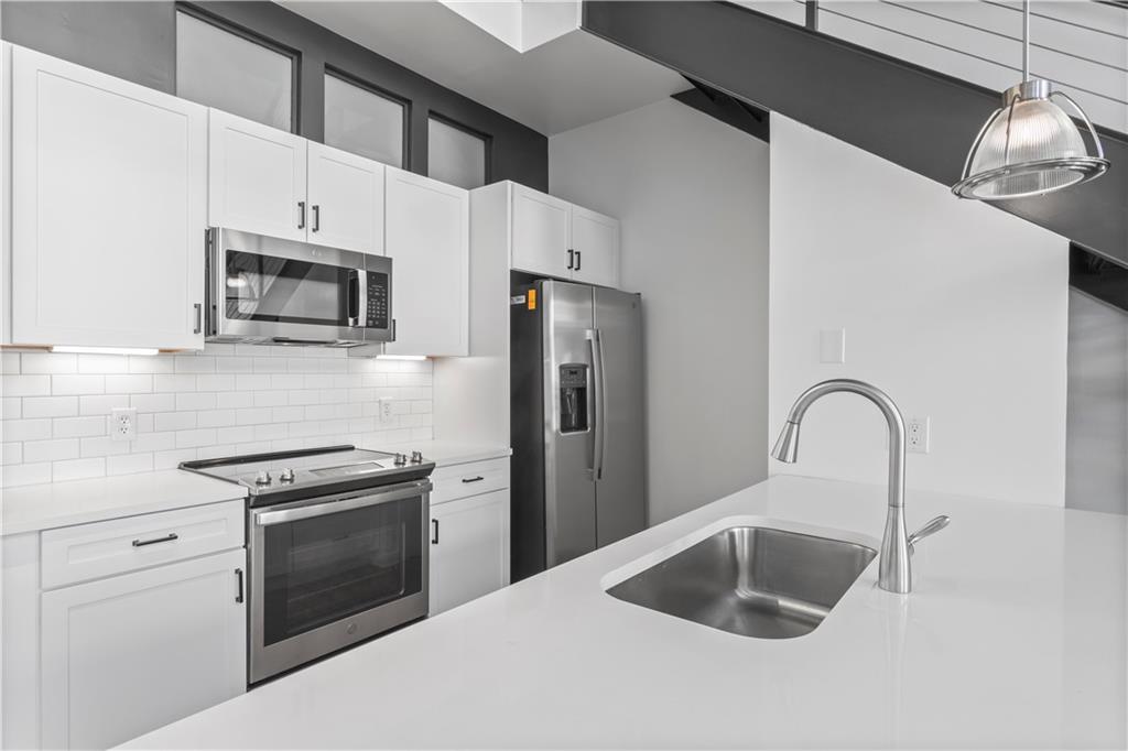 230 18th Street 11402