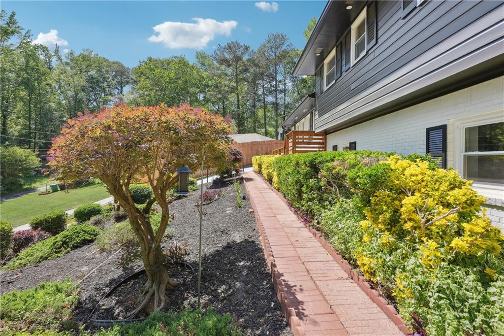 2139 Cedarbrook Court, Atlanta, Georgia image 6